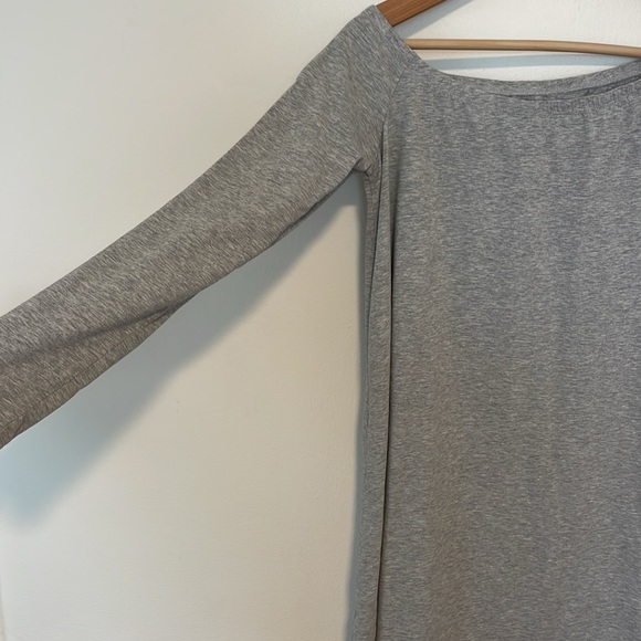 SHEIN Gray Elastic Neckline Long Sleeved Short Flowy Dress - Picture 4 of 9